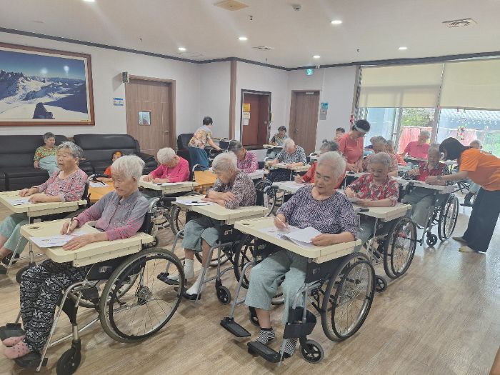 생각쓱쓱낱말탐정1.jpg