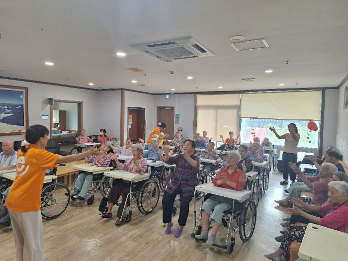 대한민국 짝짝짝 짝짝1.jpg