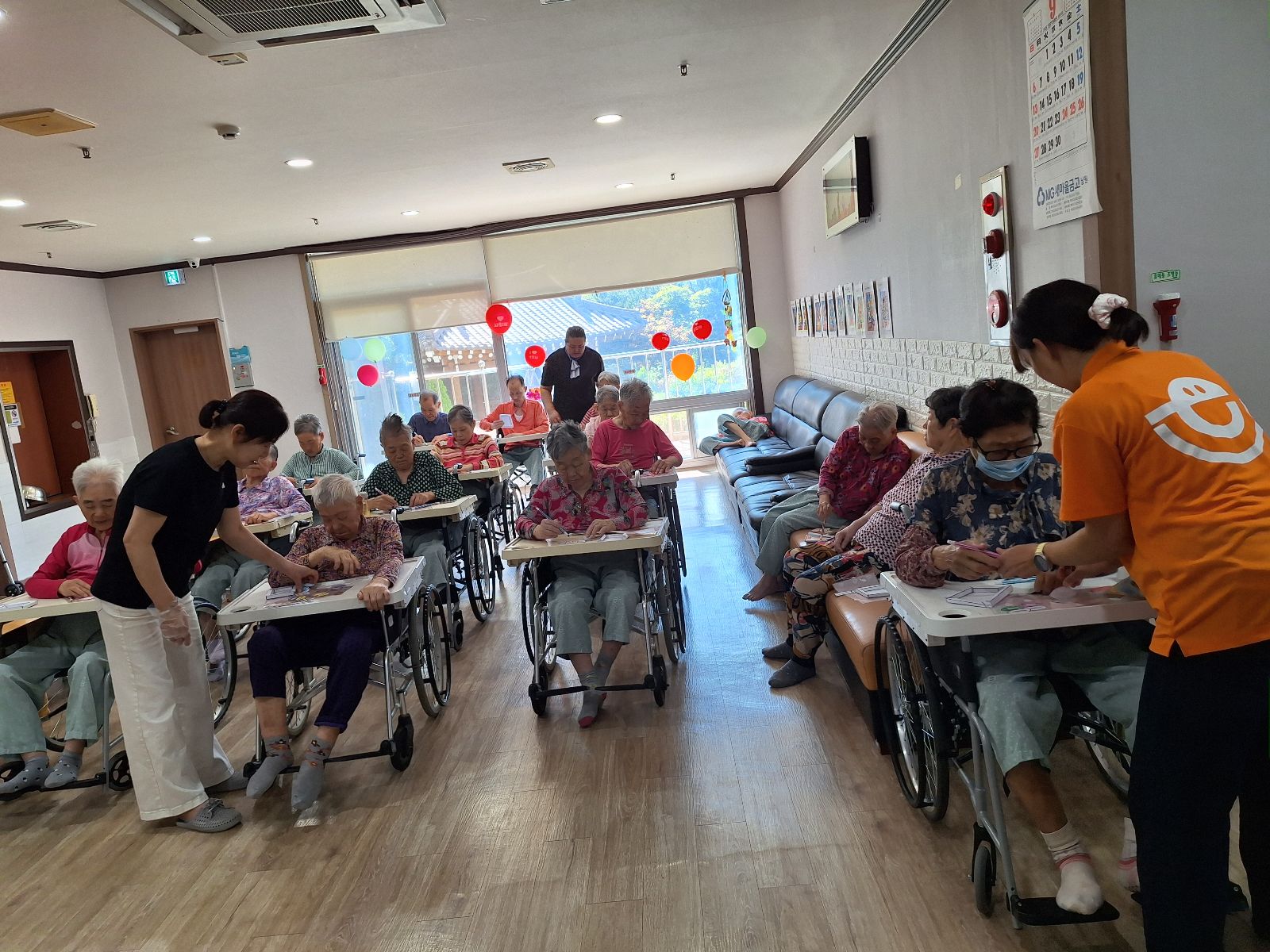 송편나왔습니다.jpg